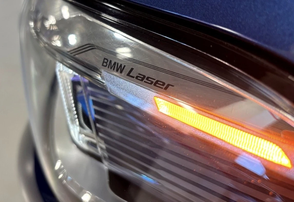 BMW X5 40I * M ПАКЕТ * LASER * HUD * CRYSTAL * 360 * H&K , снимка 12 - Автомобили и джипове - 54778896