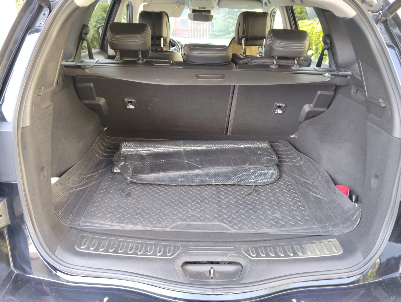 Renault Koleos intense, снимка 8 - Автомобили и джипове - 54826323