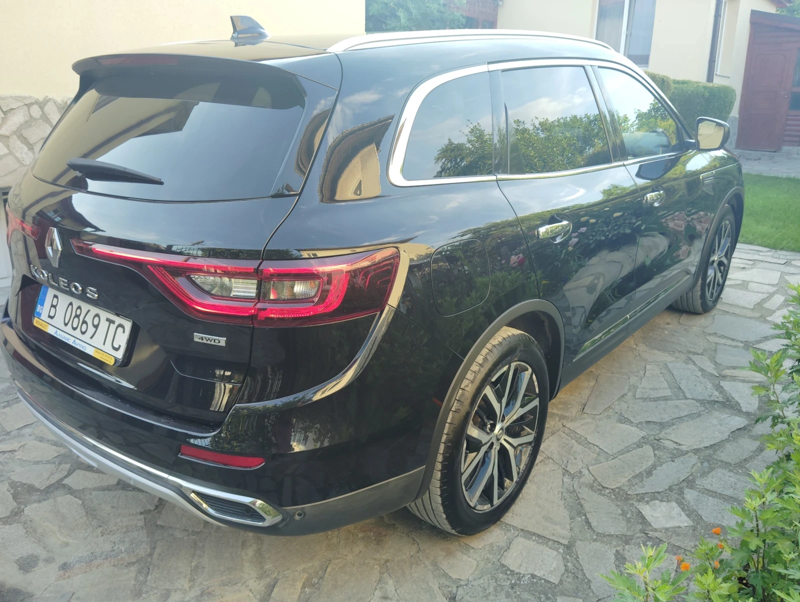 Renault Koleos intense, снимка 4 - Автомобили и джипове - 54826323