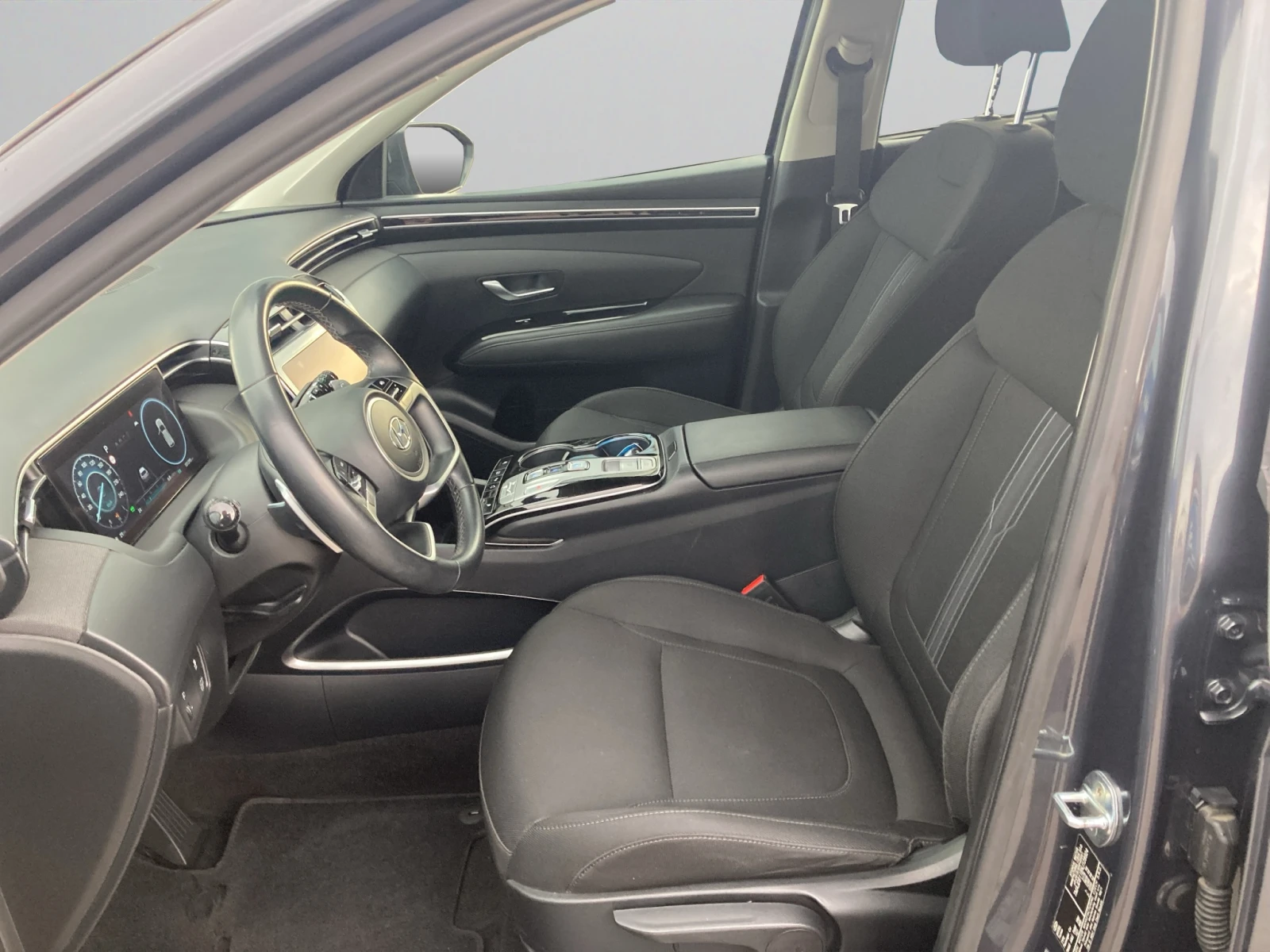 Hyundai Tucson 1.6TGI HEV 230HP AT, снимка 10 - Автомобили и джипове - 55102689