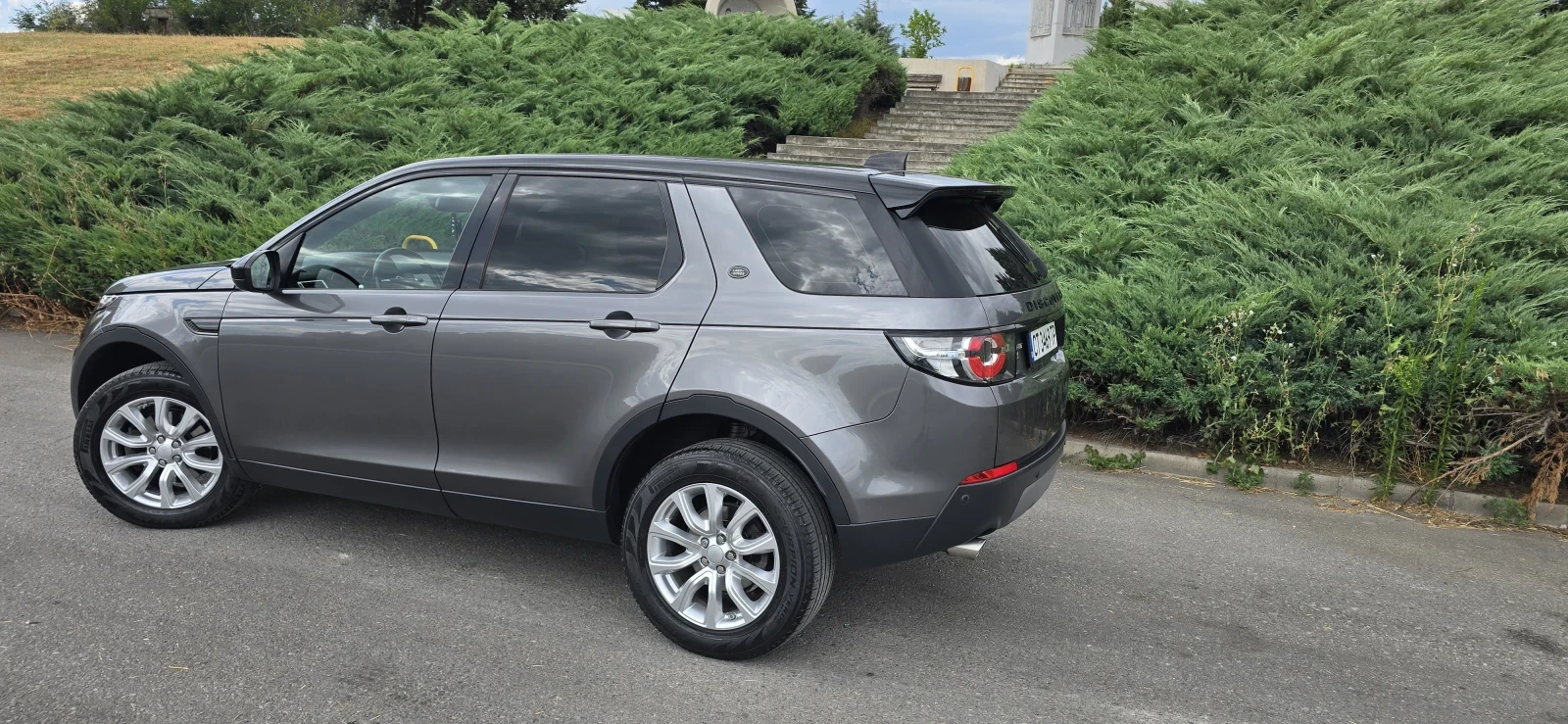 Land Rover Discovery Sport, снимка 5 - Автомобили и джипове - 55165042