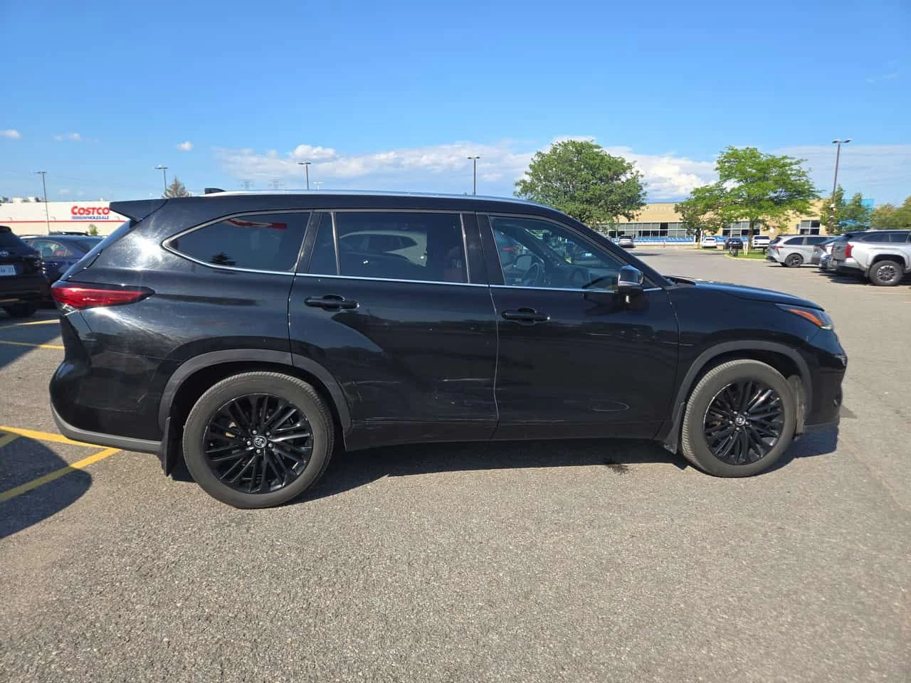 Toyota Highlander * Limited * CARFAX * ОПЦИЯ ЗА ФИНАНСИРАНЕ, снимка 3 - Автомобили и джипове - 55658678