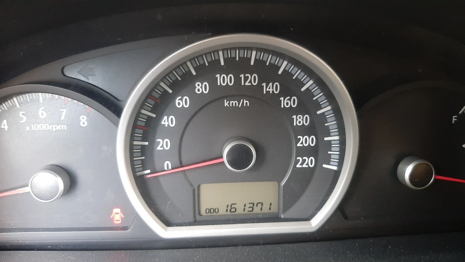 Kia Sportage, снимка 4 - Автомобили и джипове - 55695697