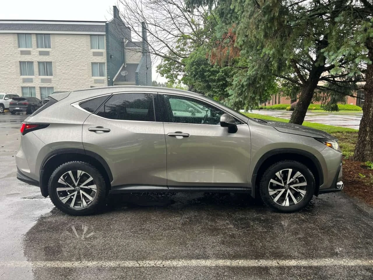 Lexus NX * 350 * CARFAX * ОПЦИЯ ЗА ФИНАНСИРАНЕ, снимка 3 - Автомобили и джипове - 55736199