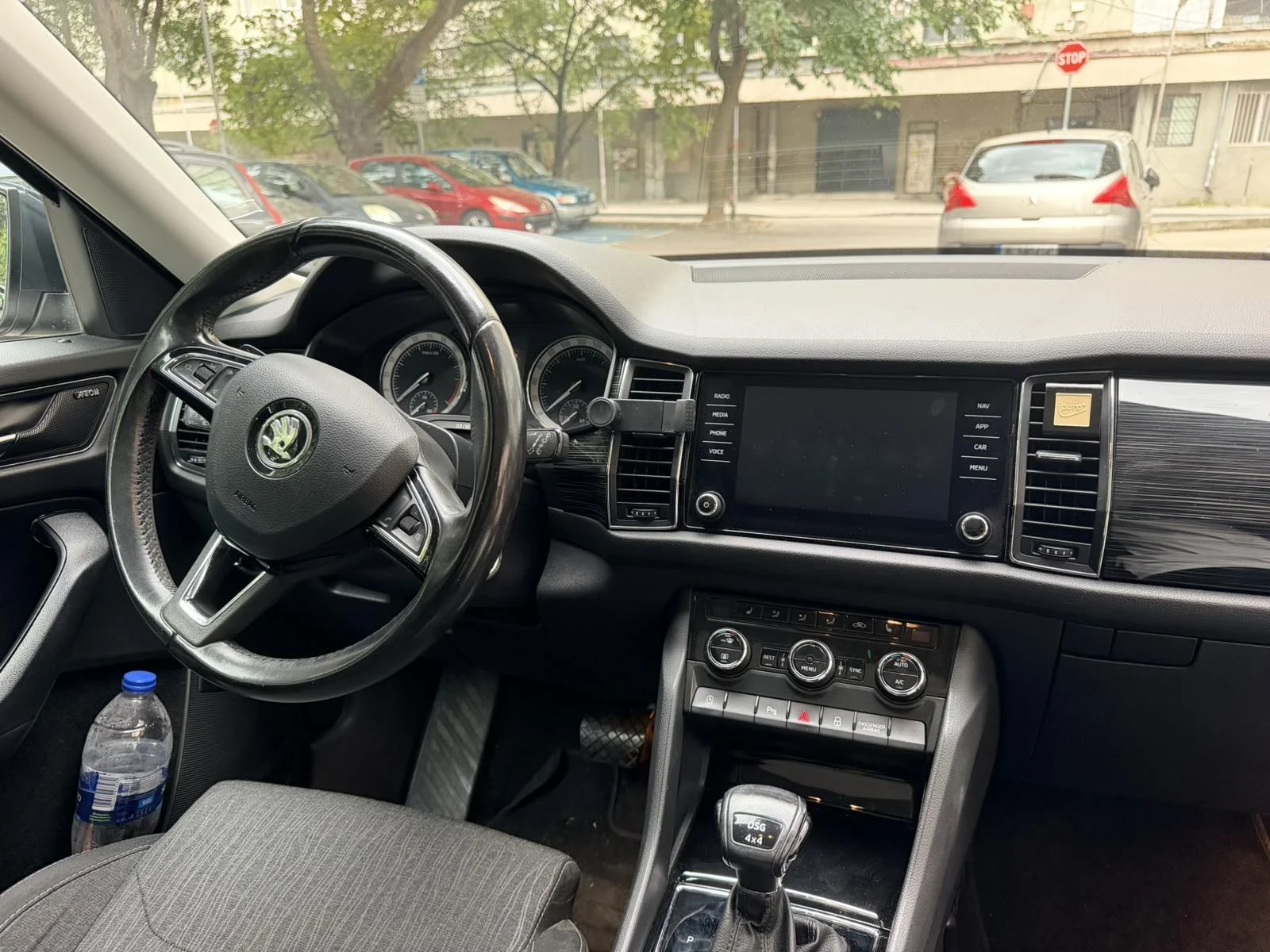 Skoda Kodiaq 2, 0 TDI, DSG, 4x4, 193кс, панорама, Canton, снимка 14 - Автомобили и джипове - 55826598