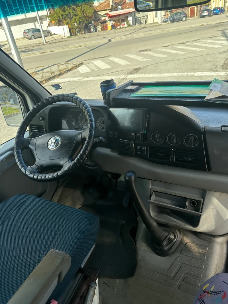 VW Lt 2.5 109кс. 8+ 1 Климатик, снимка 10 - Бусове и автобуси - 48078538