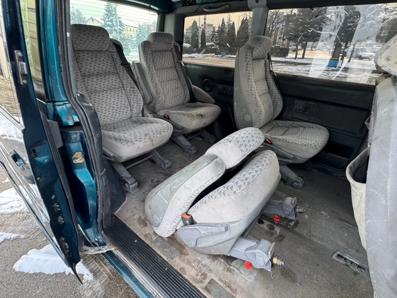 Mercedes-Benz Vito 230TD, снимка 10 - Бусове и автобуси - 49191108