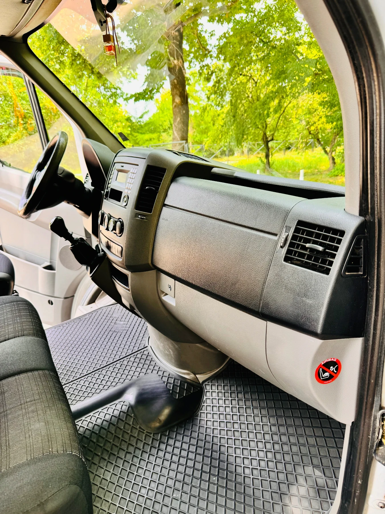 Mercedes-Benz Sprinter 316 Пътнически, снимка 14 - Бусове и автобуси - 54396077
