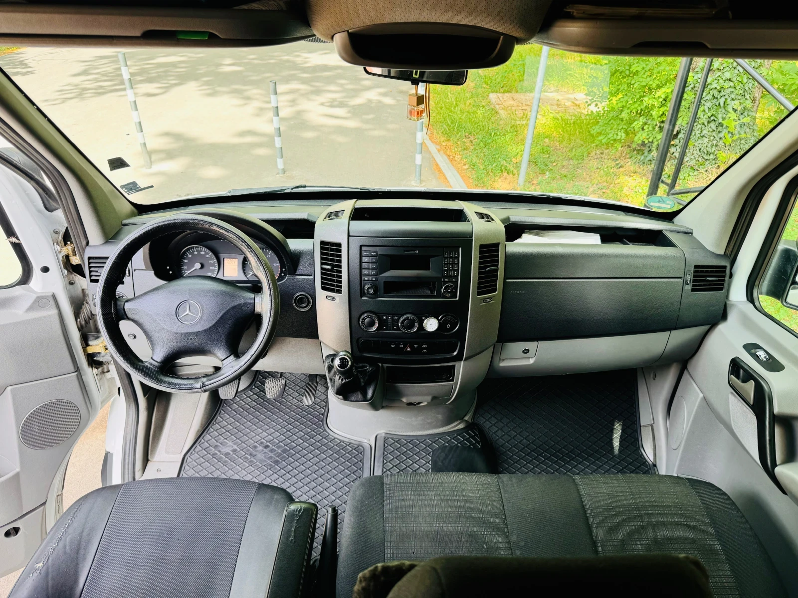 Mercedes-Benz Sprinter 316 Пътнически, снимка 12 - Бусове и автобуси - 54396077