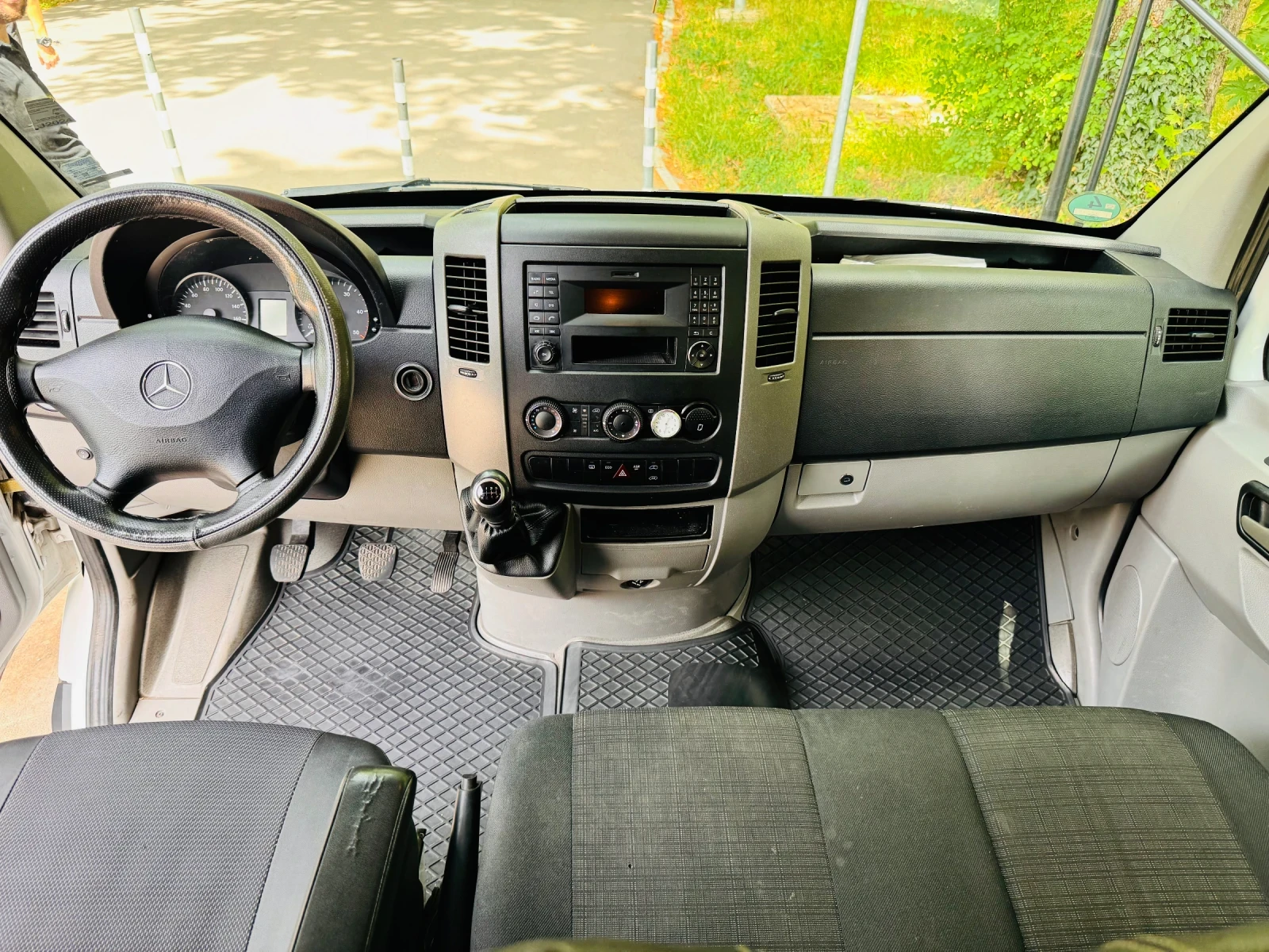 Mercedes-Benz Sprinter 316 Пътнически, снимка 11 - Бусове и автобуси - 54396077