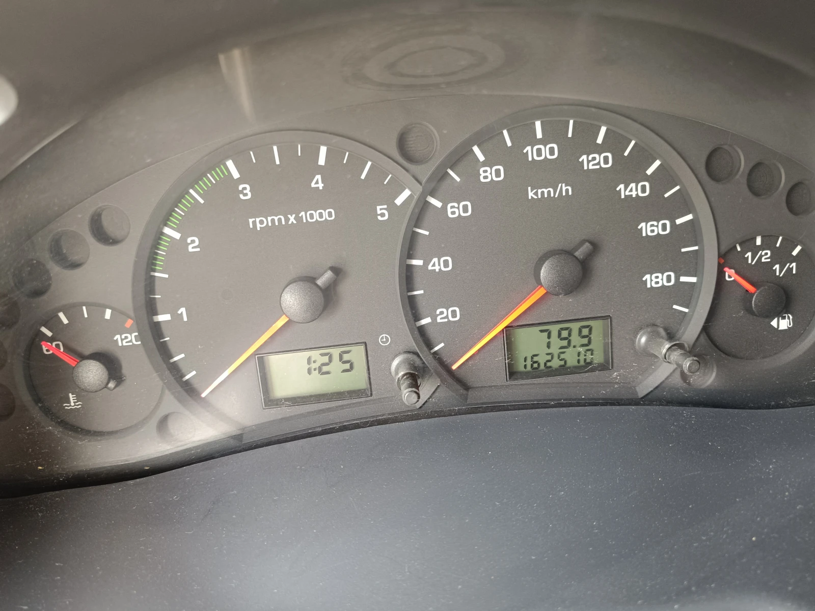 Кемпер Ford Rimor 2.4 tdci, снимка 12 - Каравани и кемпери - 54658080