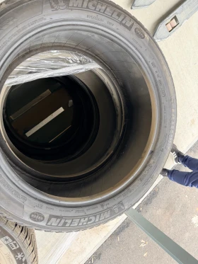 Гуми Зимни 275/45R21, снимка 5