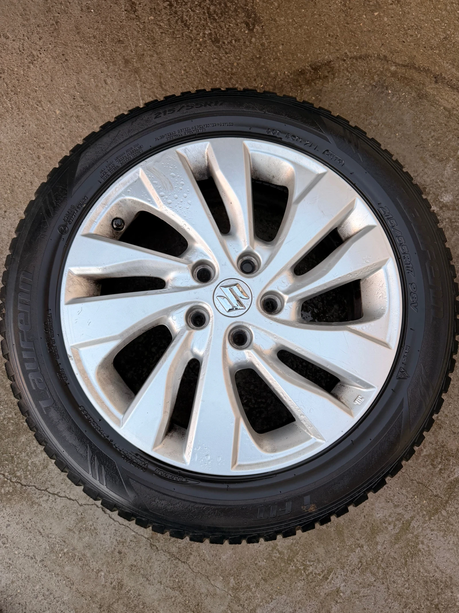 ���� � ������ 215/55R17 �� Suzuki SX4 S-Cross | Mobile.bg � ����������� 2