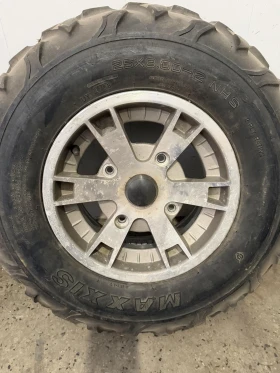 ����� �� �������� �� ���� � ������ 23x8.00/80 12 - �� BRP Can-Am