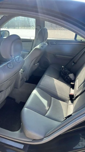 Mercedes-Benz C 220 2.2, снимка 1