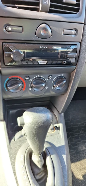 Renault Clio 1.4 16v  AVTOMATIK | Mobile.bg    9