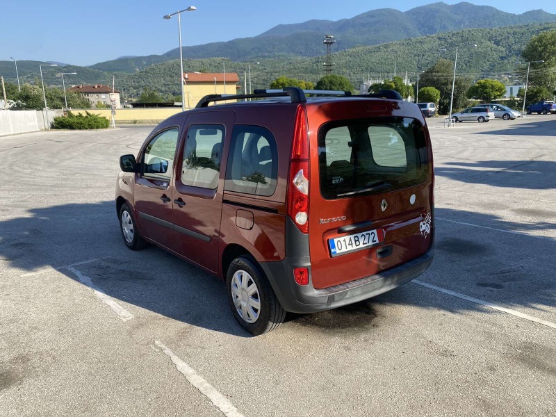 Renault Kangoo 1.6 i, снимка 4 - Автомобили и джипове - 46293885