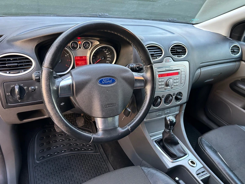 Ford Focus 1.6, снимка 11 - Автомобили и джипове - 48128126