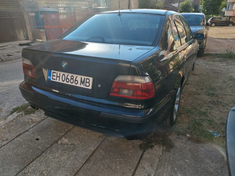 BMW 520, снимка 6 - Автомобили и джипове - 47379543