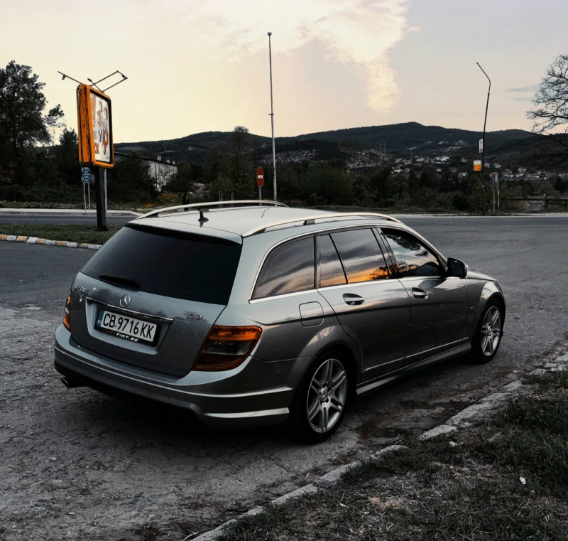 Mercedes-Benz C 220 OM646 - AMG Sport, снимка 3 - Автомобили и джипове - 47400764