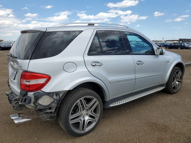 Mercedes-Benz ML 63 AMG Keyless шибидах подгрев обдухване, снимка 2 - Автомобили и джипове - 47644490