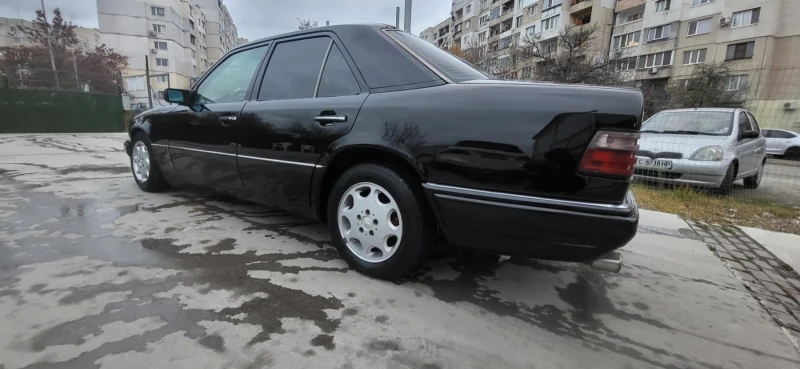 Mercedes-Benz E 200 E200 136кс 1995г ЦЕНАТА Е САМО ДО 30.11!, снимка 8 - Автомобили и джипове - 47997283