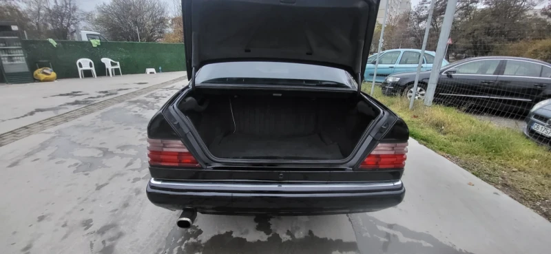 Mercedes-Benz E 200 E200 136кс 1995г ЦЕНАТА Е САМО ДО 30.11!, снимка 11 - Автомобили и джипове - 47997283