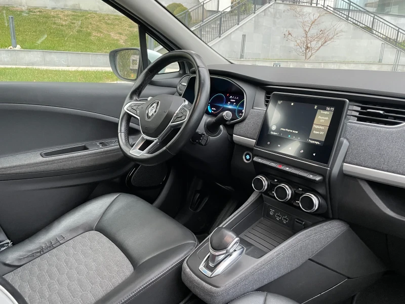 Renault Zoe  EXPERIANCE, снимка 12 - Автомобили и джипове - 48253992