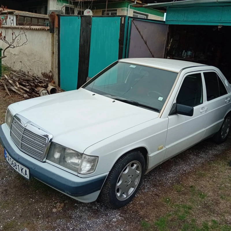 Mercedes-Benz 190, снимка 5 - Автомобили и джипове - 48273681