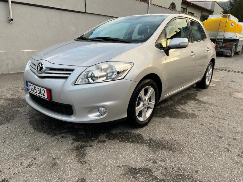 Toyota Auris 1.6 VVT-I FACELIFT, снимка 1 - Автомобили и джипове - 48985585