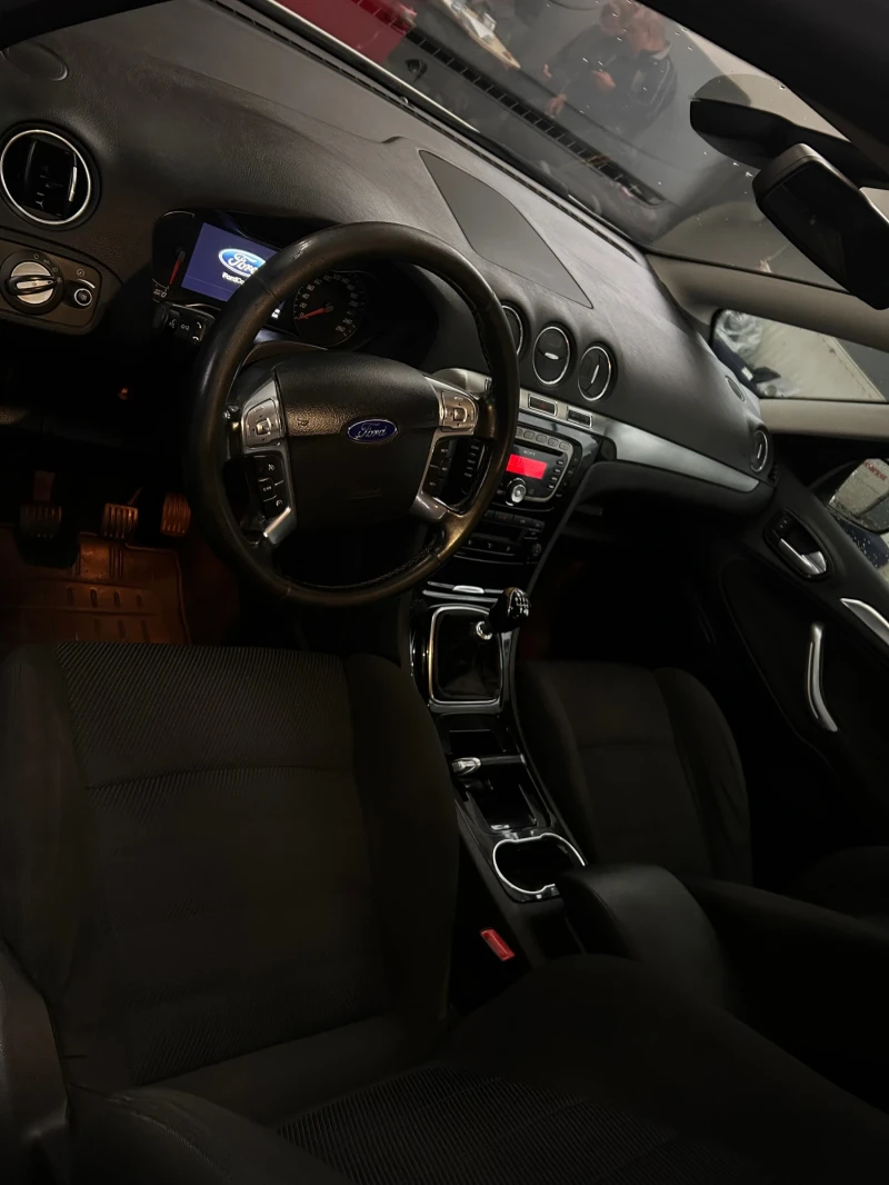 Ford S-Max 2.0d 140hp 6+ 1, снимка 7 - Автомобили и джипове - 51671730