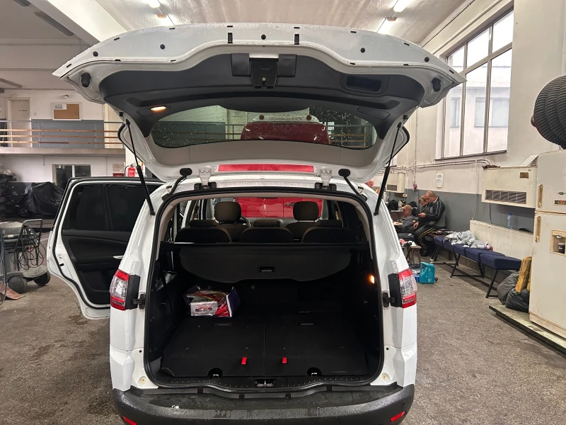 Ford S-Max 2.0d 140hp 6+ 1, снимка 9 - Автомобили и джипове - 51671730