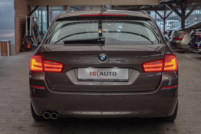 BMW 530 F11/xDrive/Night Vision/Панорама/Dynamic Drive/Под, снимка 4 - Автомобили и джипове - 51991720