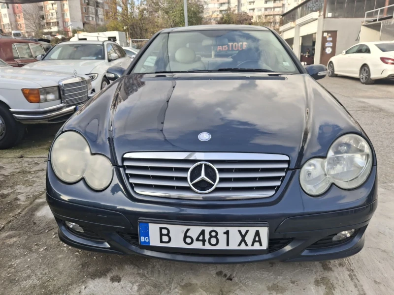 Mercedes-Benz C 180 Компресор Фейслифт, снимка 2 - Автомобили и джипове - 52666179