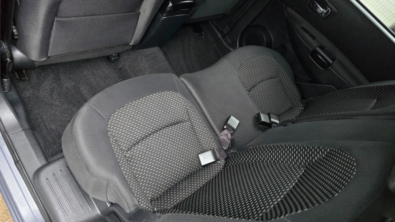 Nissan Quest * 2* Фейслифт* 7места, снимка 11 - Автомобили и джипове - 52873495
