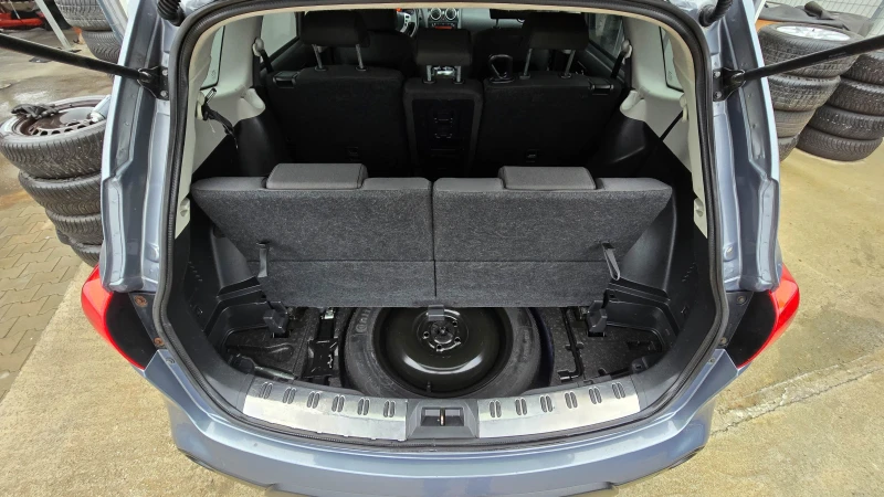 Nissan Quest * 2* Фейслифт* 7места, снимка 9 - Автомобили и джипове - 52873495