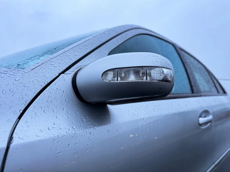 Mercedes-Benz E 240, снимка 13 - Автомобили и джипове - 53084863