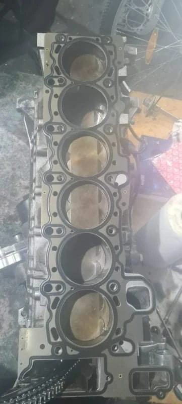 BMW 525, снимка 13 - Автомобили и джипове - 53260385