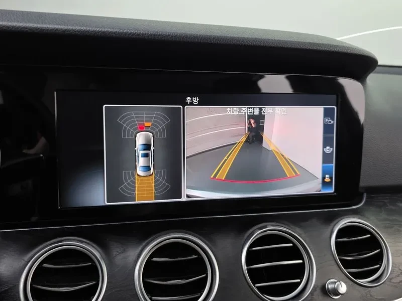 Mercedes-Benz E 220 4Matic Avantgarde - САМО 30% АВАНС, снимка 15 - Автомобили и джипове - 55926912