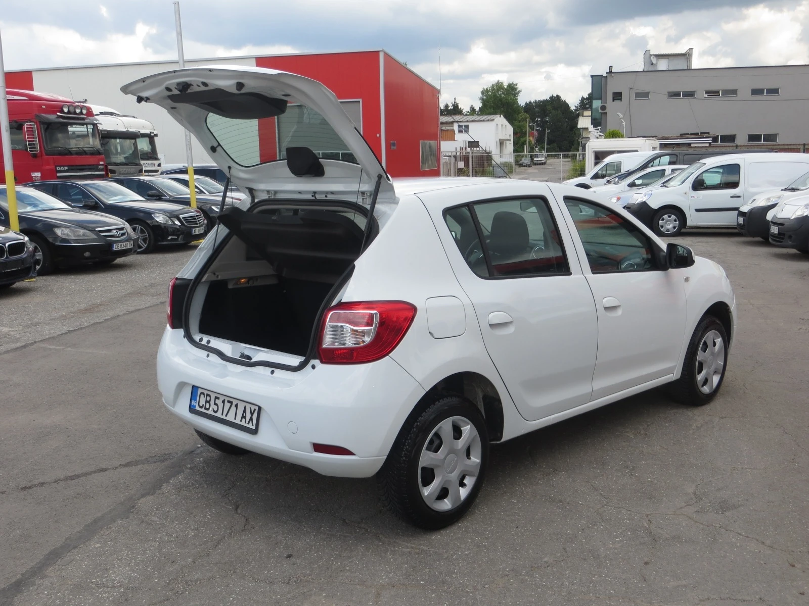 Dacia Sandero 1, 5 DCI N1 Euro VIb | Mobile.bg   17
