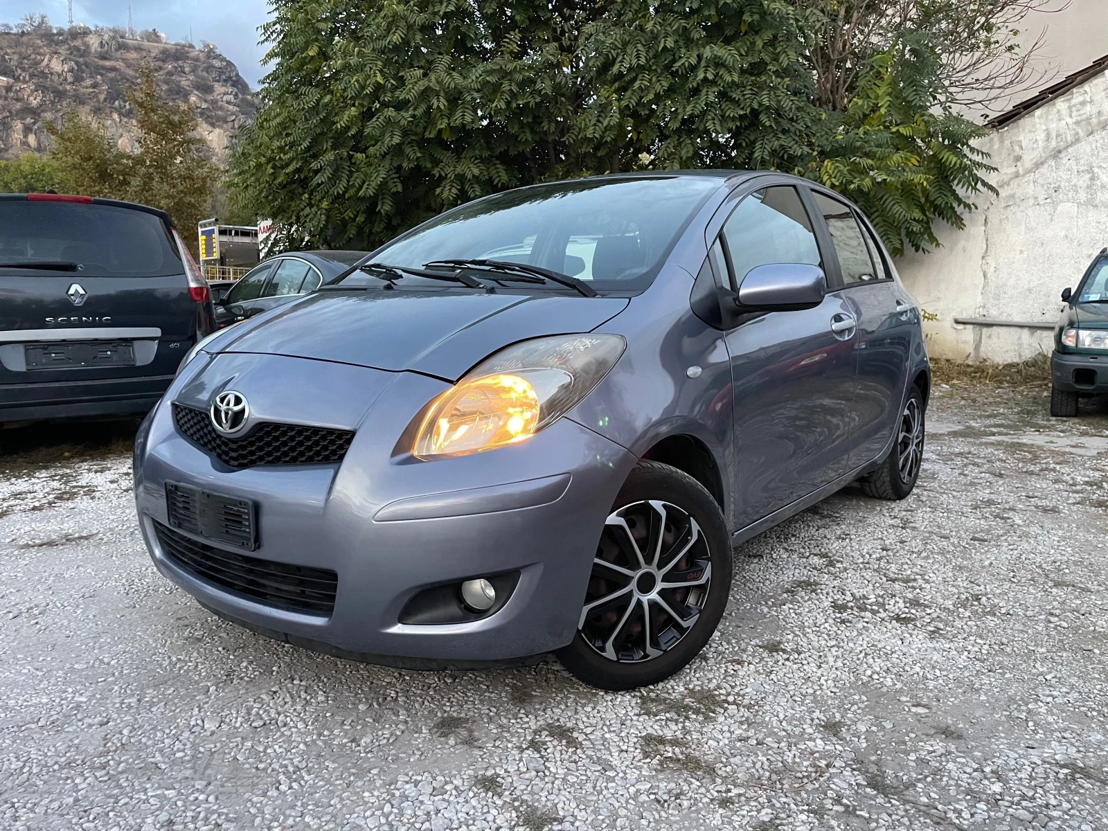 Toyota Yaris 1.0VVT 85HP VERIGA GAS  FACE KLIMA 2012G eur 5 - изображение 2