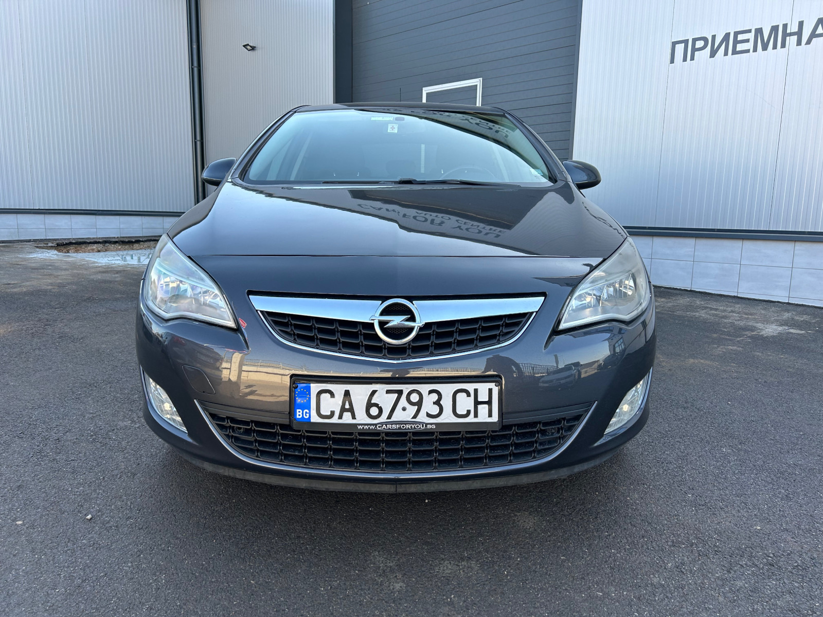 Opel Astra 1.6 TURBO - изображение 1