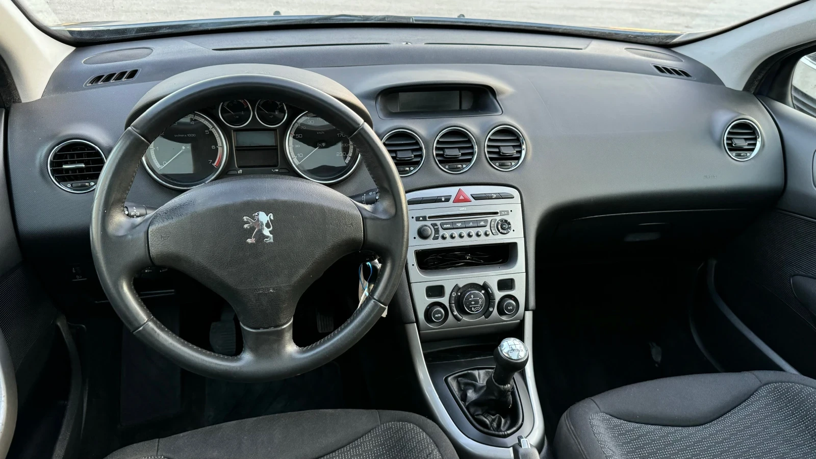 Peugeot 308 Панорама климатик  - изображение 10