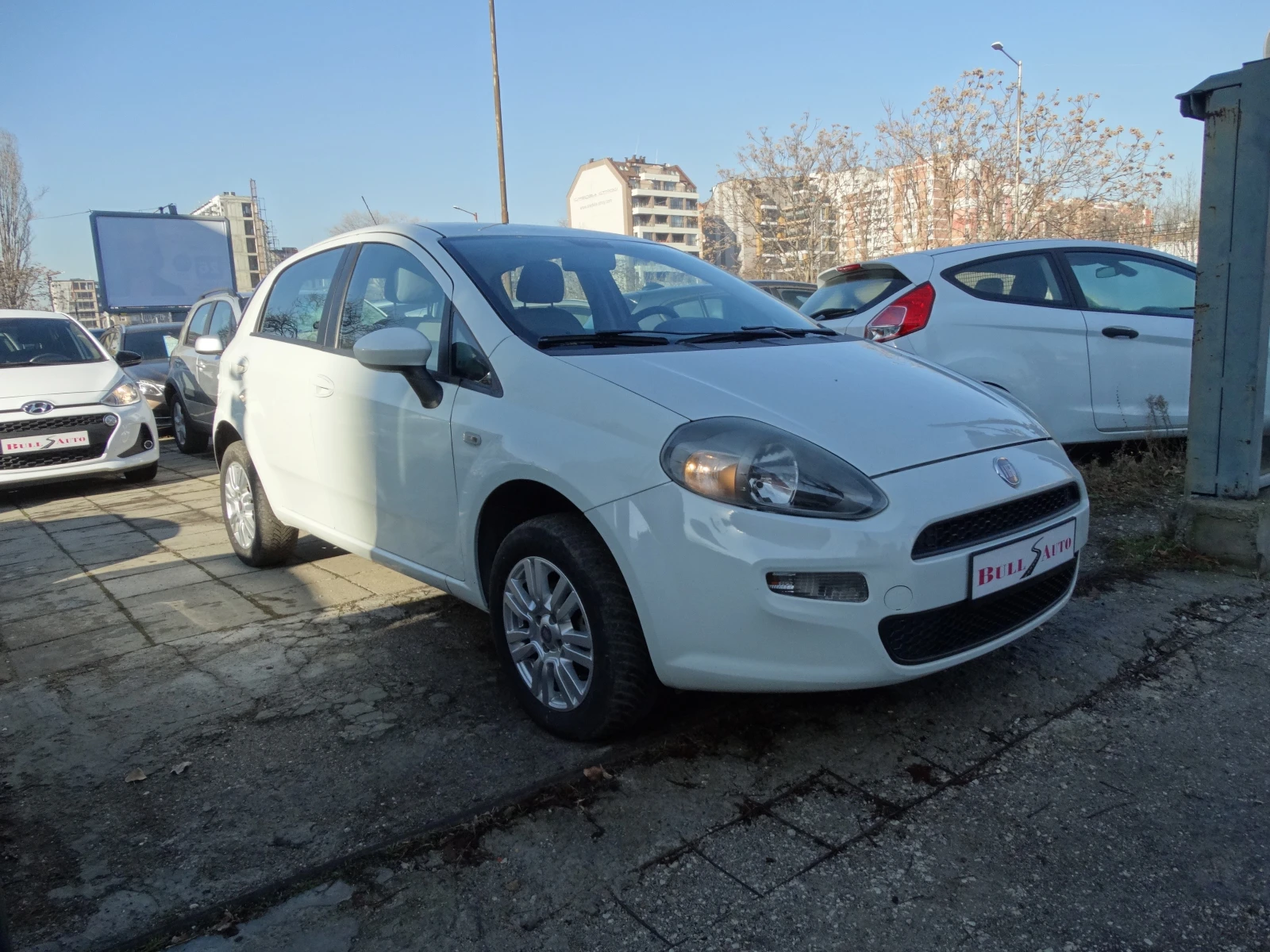 Fiat Punto 1.4I CNG EURO 5B - изображение 2