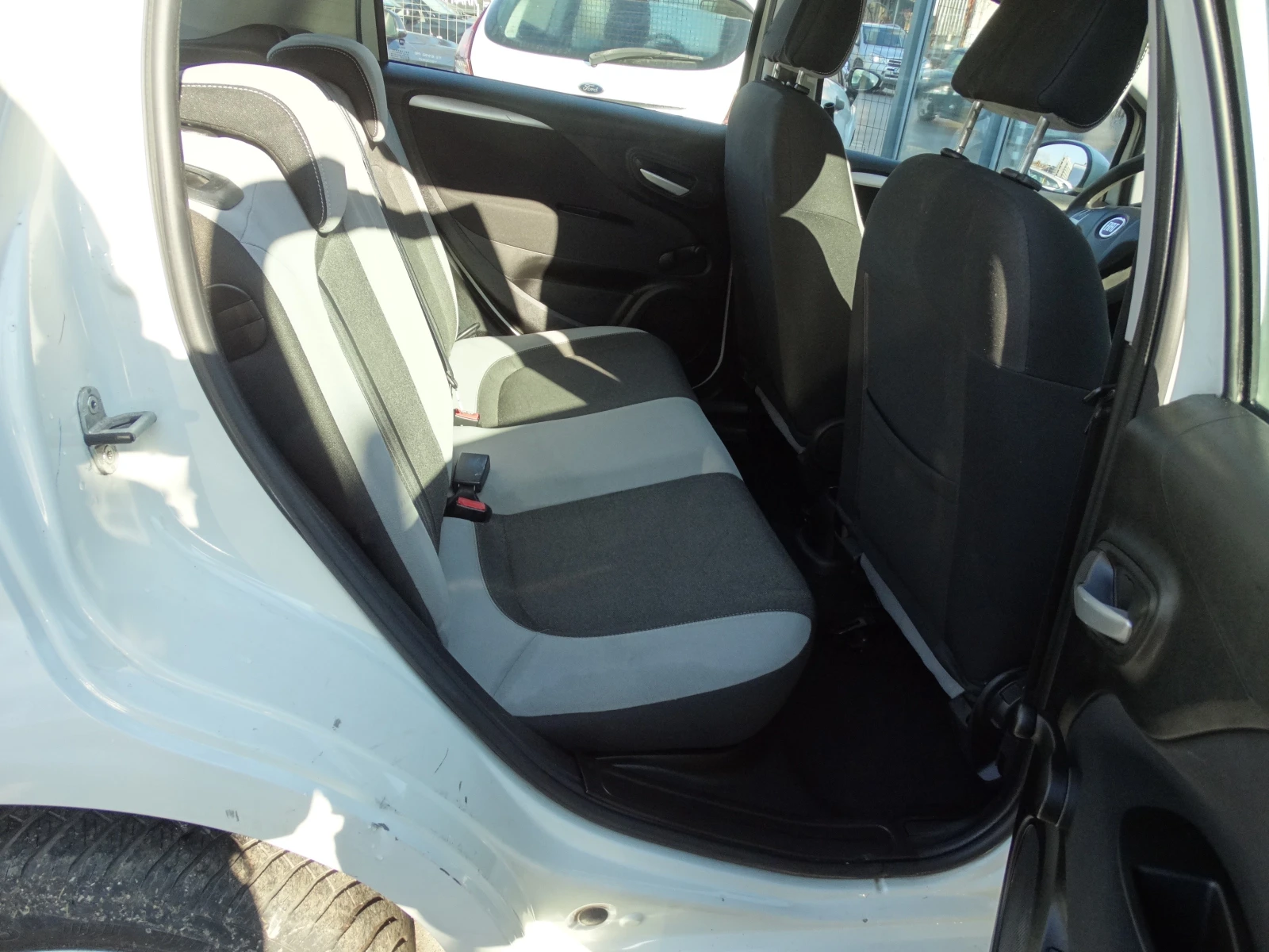 Fiat Punto 1.4I CNG EURO 5B | Mobile.bg — изображение 12