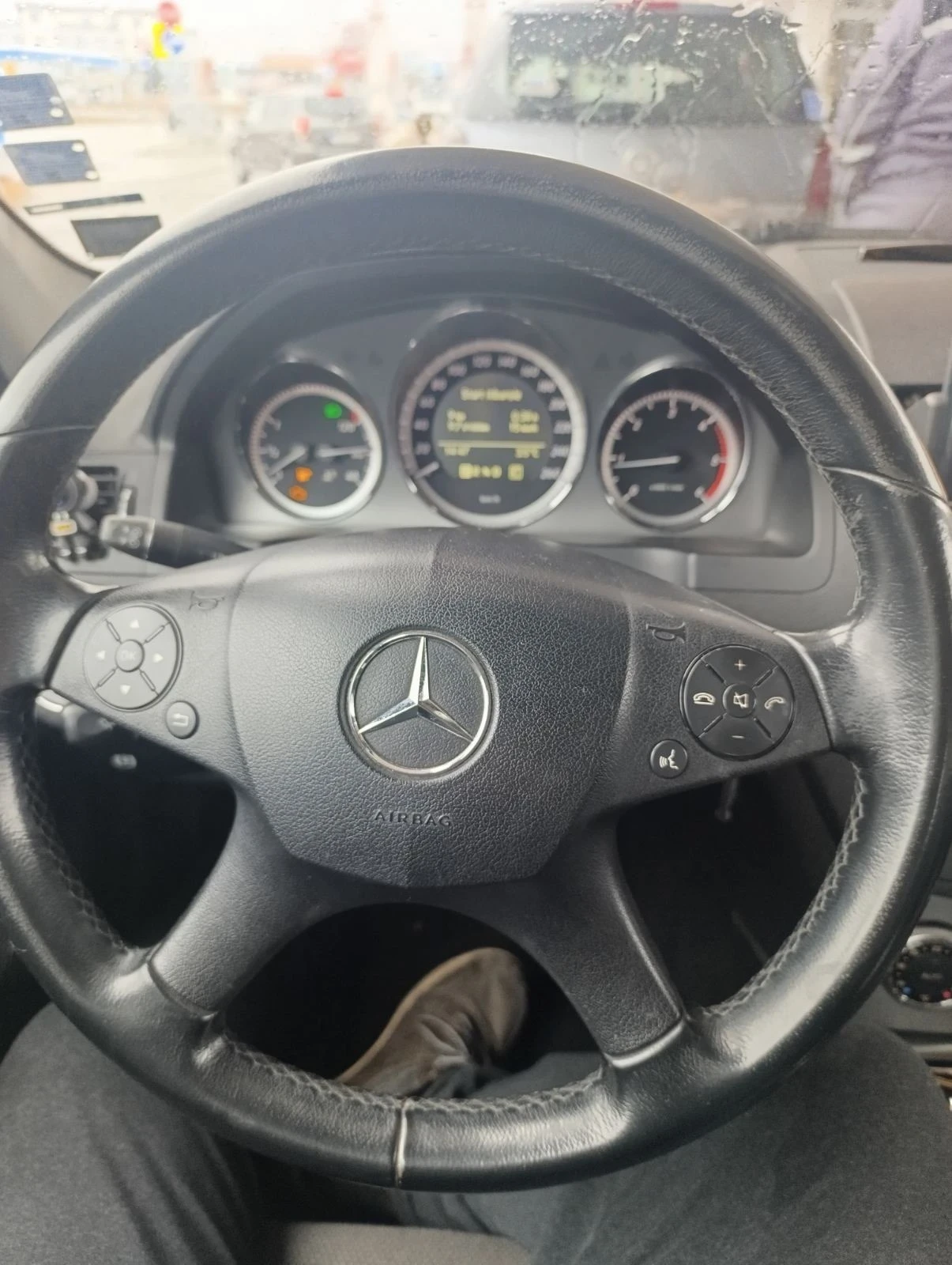 Mercedes-Benz C 220  - изображение 8
