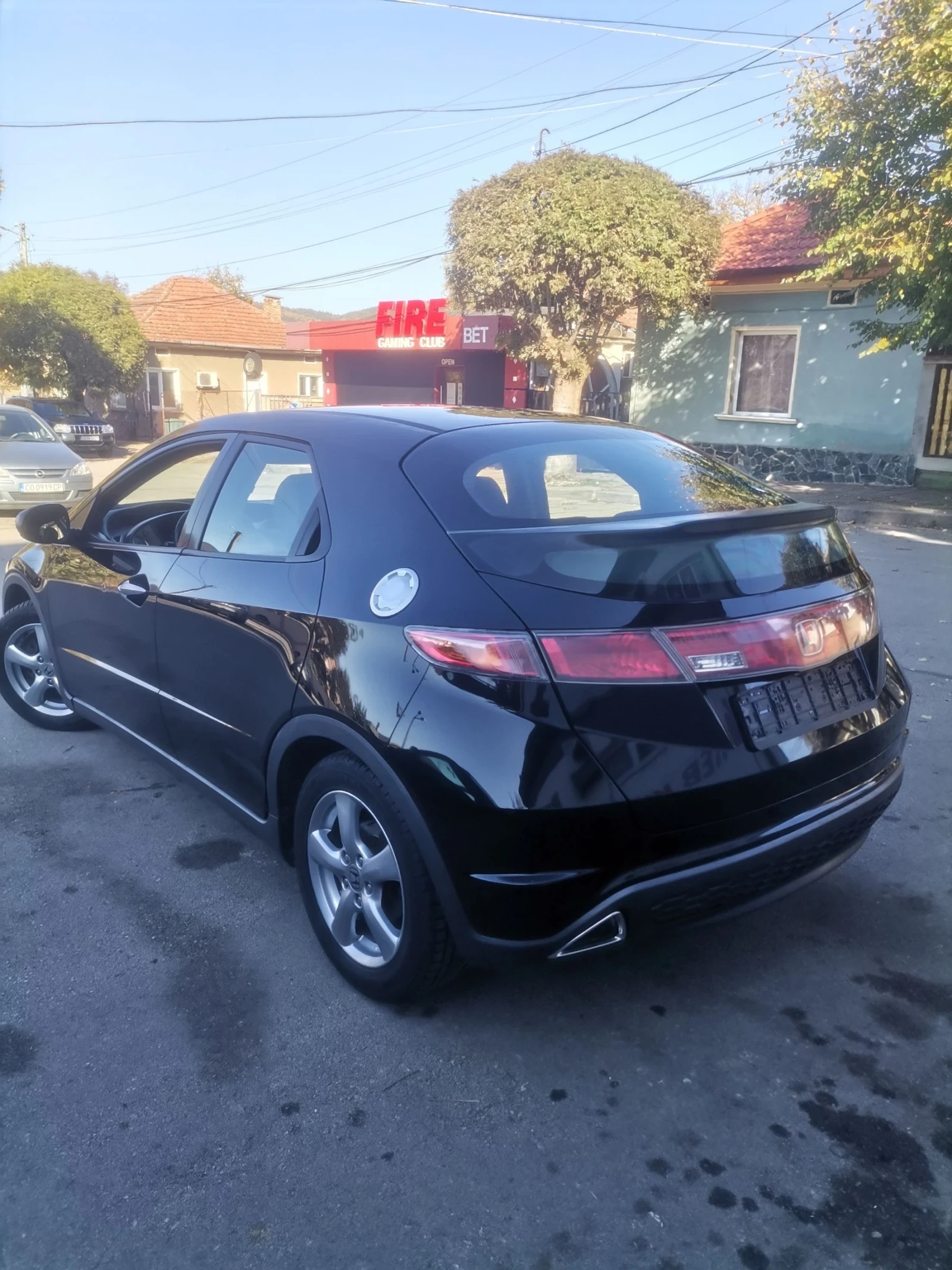 Honda Civic 1.4  - изображение 4