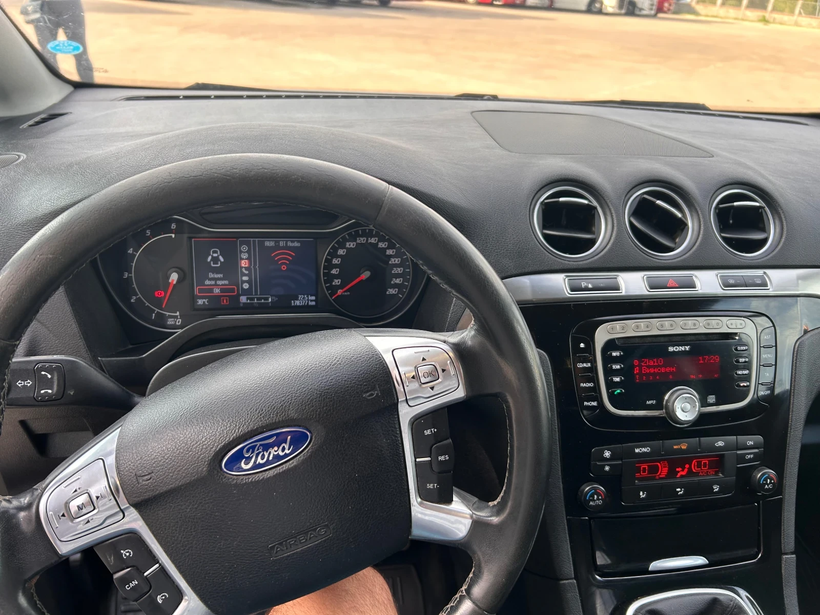 Ford S-Max  - изображение 8