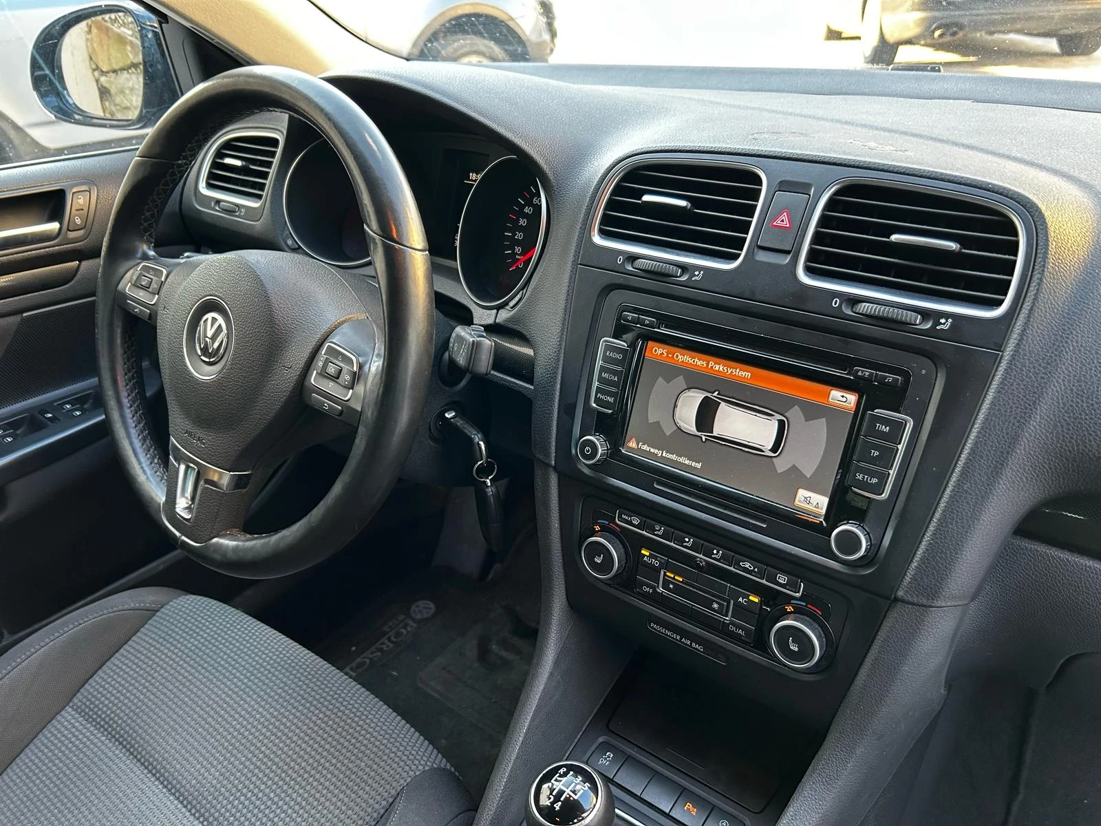 VW Golf 6 High line  топ екстри, Рециклирани Дюзи , снимка 7 - Автомобили и джипове - 51894890