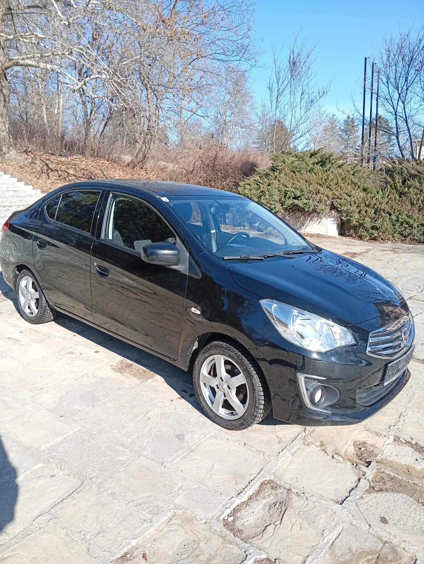 Mitsubishi Space star 1.2 - изображение 2